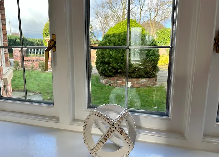 Briarwood Nr Manchester Airport/Wilmslow